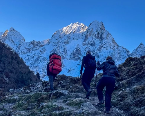 Manaslu Circuit Trek 